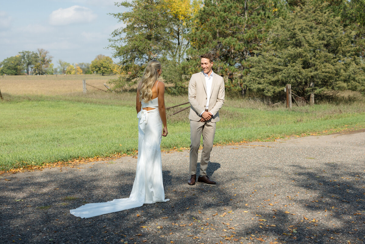 Backyard-Wedding-Rogers-MN-B&S-Will-DeGraw-Clever-Disarray-7