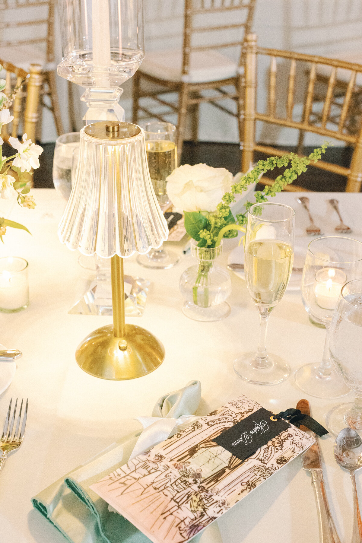 the-colony-club-detroit-wedding-with-nancy-meyers-inspired-style-126