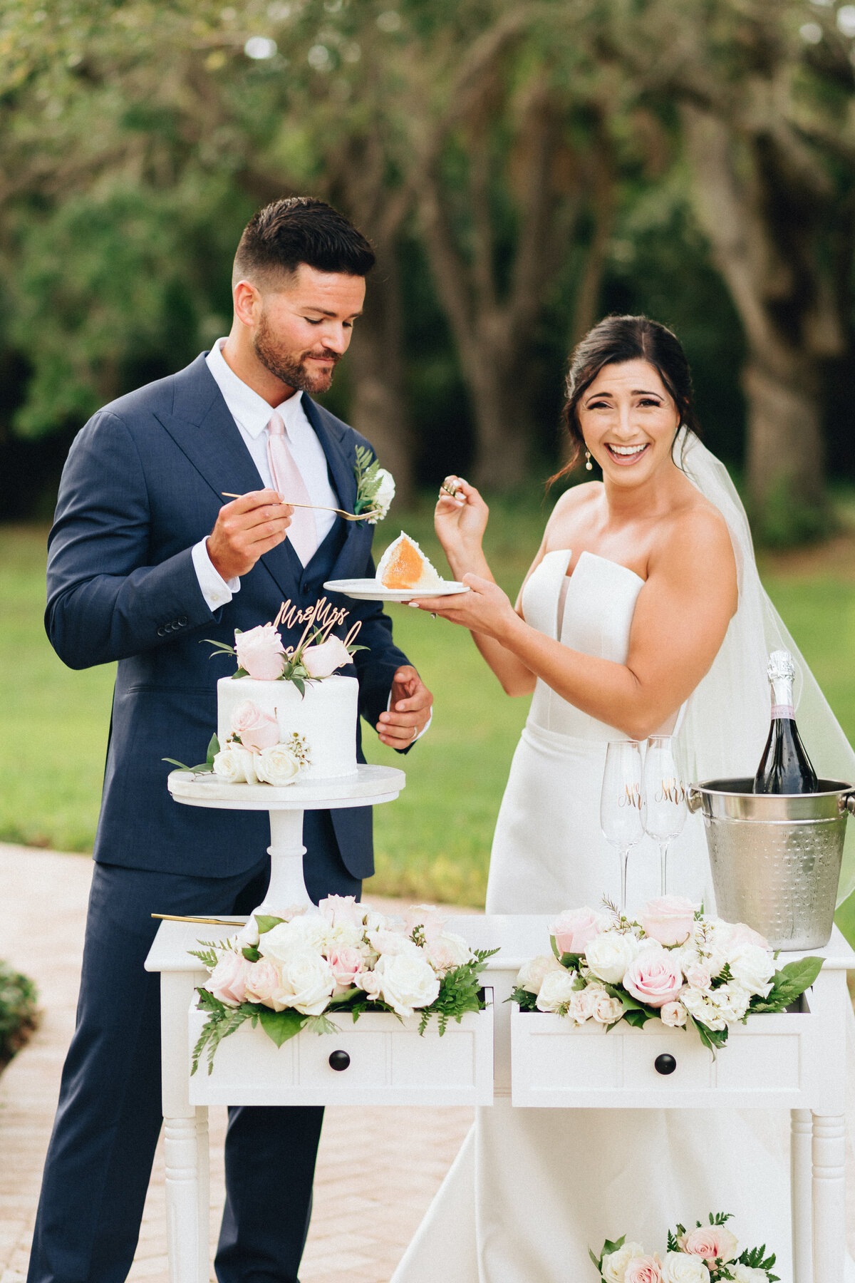 miranda-rose-photo-harborside-chapel-intimate-wedding-chantilly-chic-6