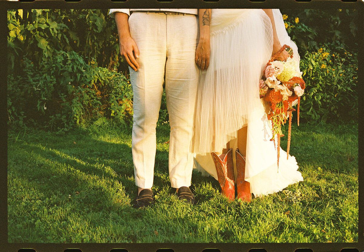 luna-munn-photography-intervale-burlington-vermont-tekla-zach-film-29_websize