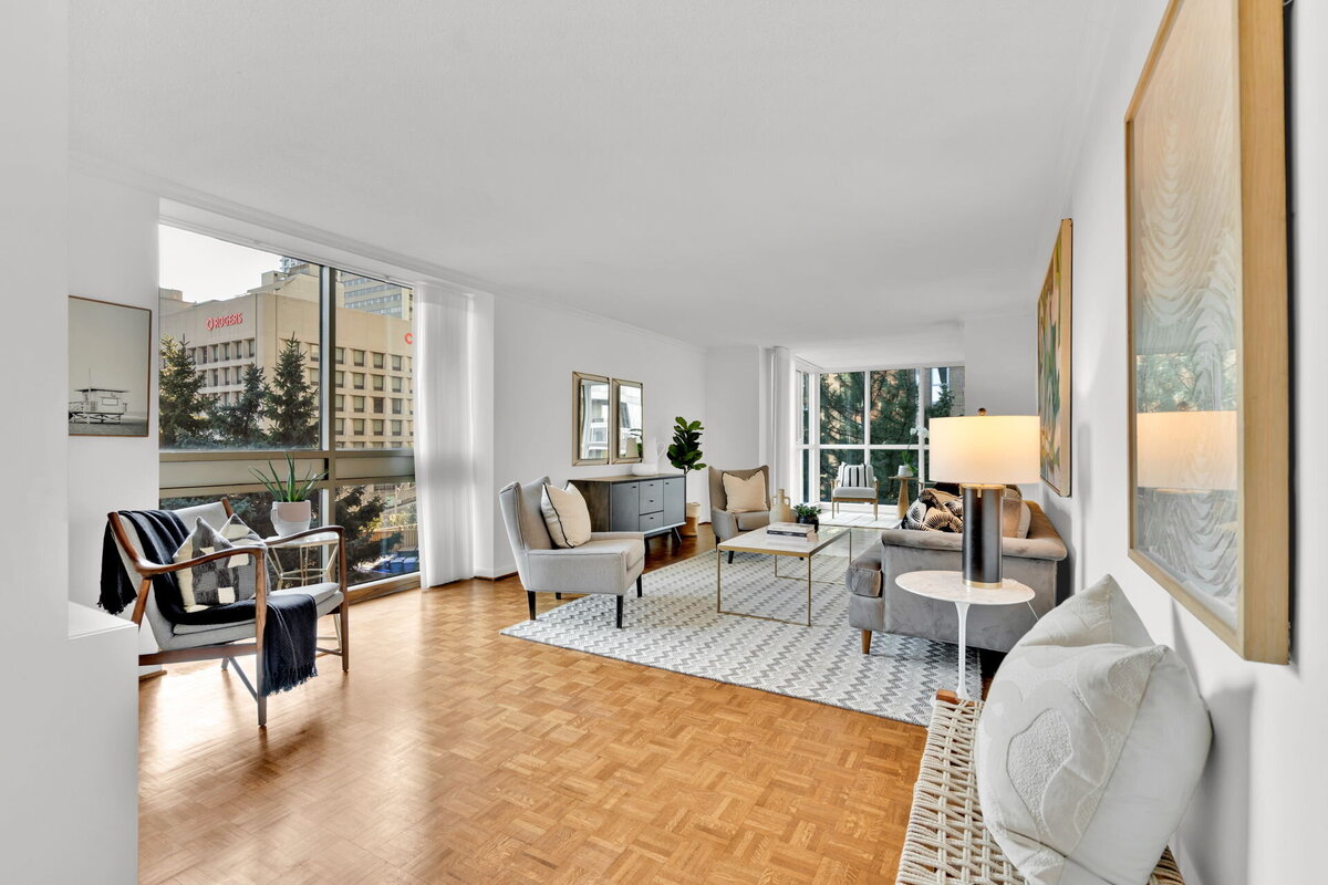 19-web-or-mls-8_001_Living Room