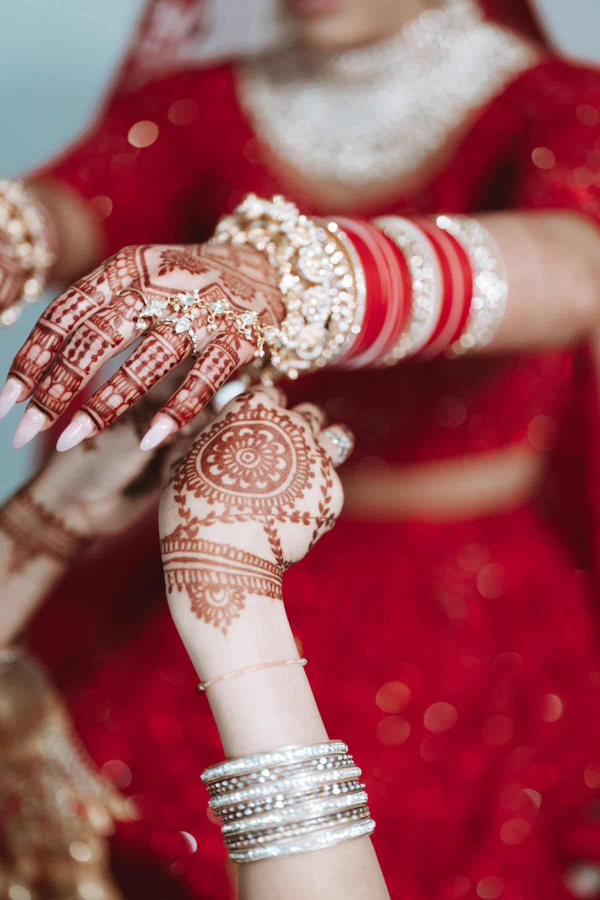 red-gold-sikh-ceremony-bride-5