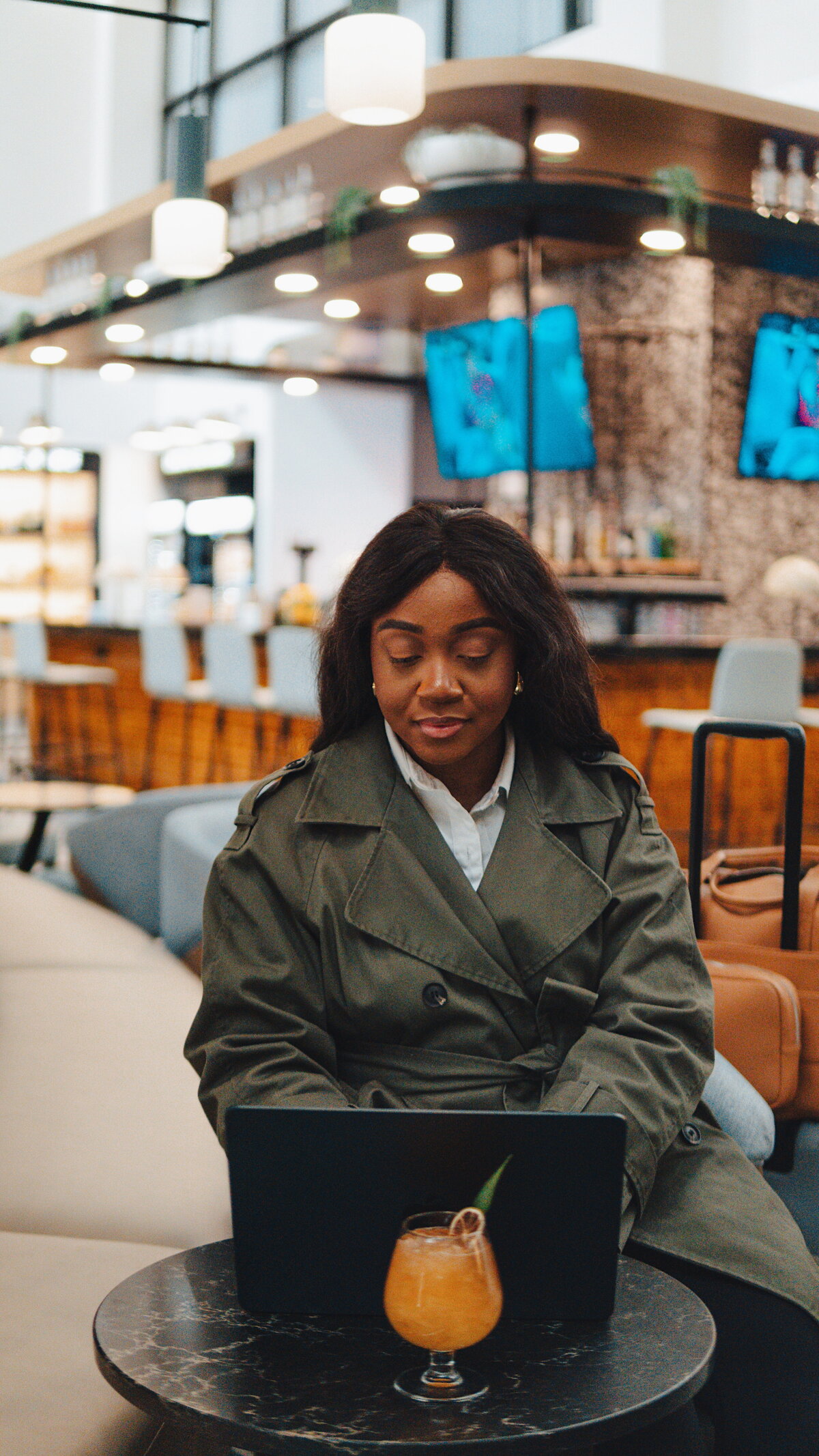 Delta Calgary Airport x LTN - Image 3