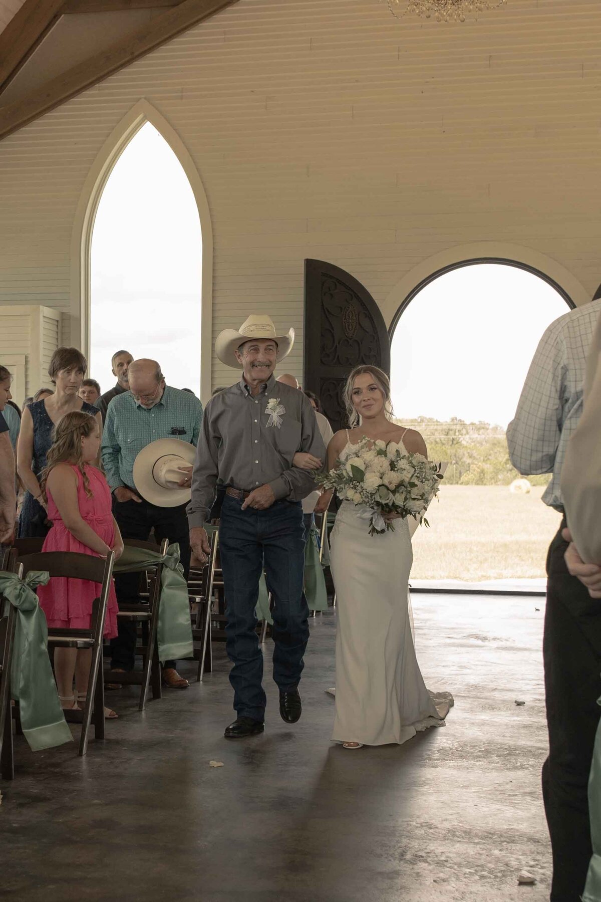 Dakota&Hope'sSneakPeeks-courtneyagaryphotography-20