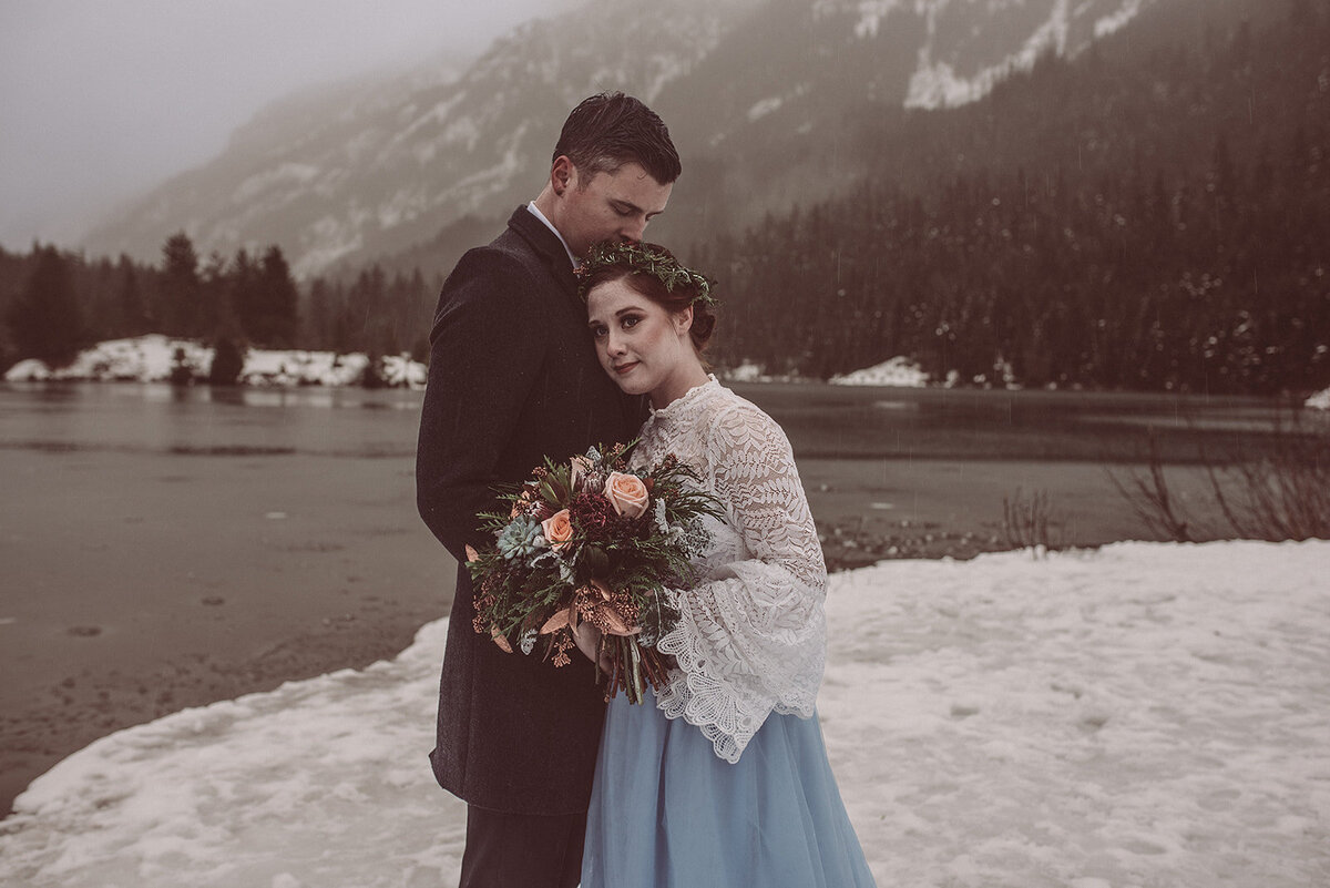 Elopement Adventures -  Gold Creek Pond - PNW  - Elopement Photographer - Tiffanyrudephotographer-32
