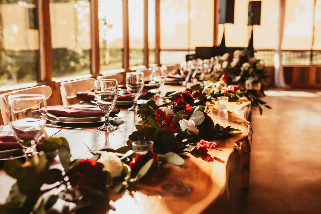 head-table-details-north-georgia-lewallen-farms