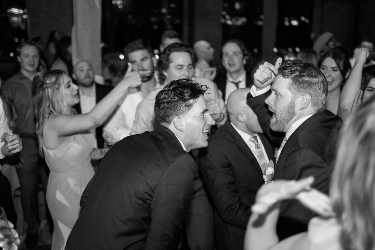 Jack-and-Julia-6.16.2023-Nichole-Babiez-Photography-Chicago-Illinois-wedding-photographer-bridgeport-art-center-downtown-wrigley-building-union-station-couples-wedding-party-portraits-reception-candid-luxury-downtown--97
