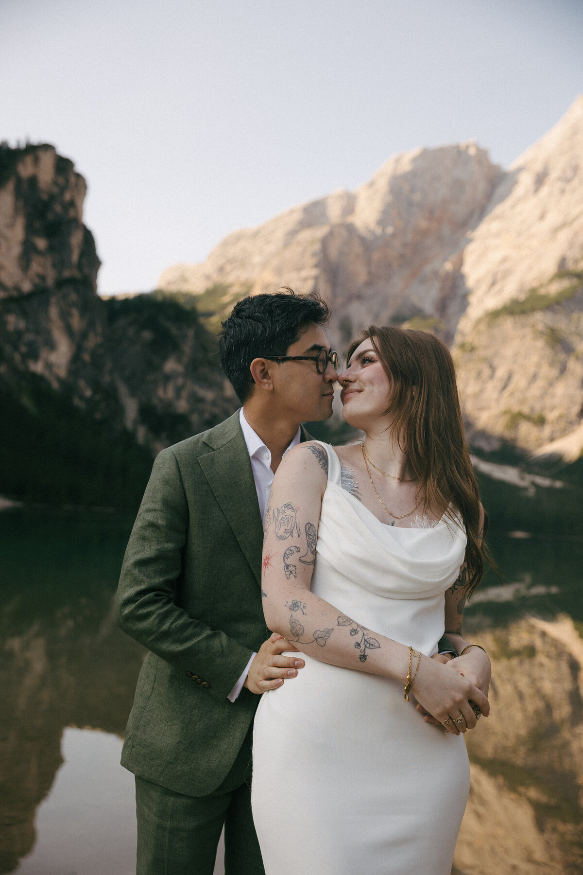 dolomites-italy-lake-mountain-elopement-europe-meghangibsonphoto-35