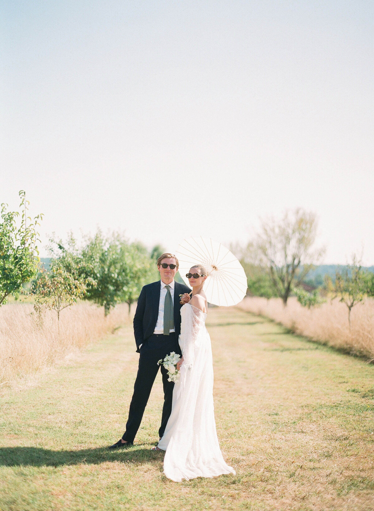 Victoria Engelen Flowers - A Vogue Wedding in France - WeddingChâteauNaudouCoupleSessionHannah&Thomas-12