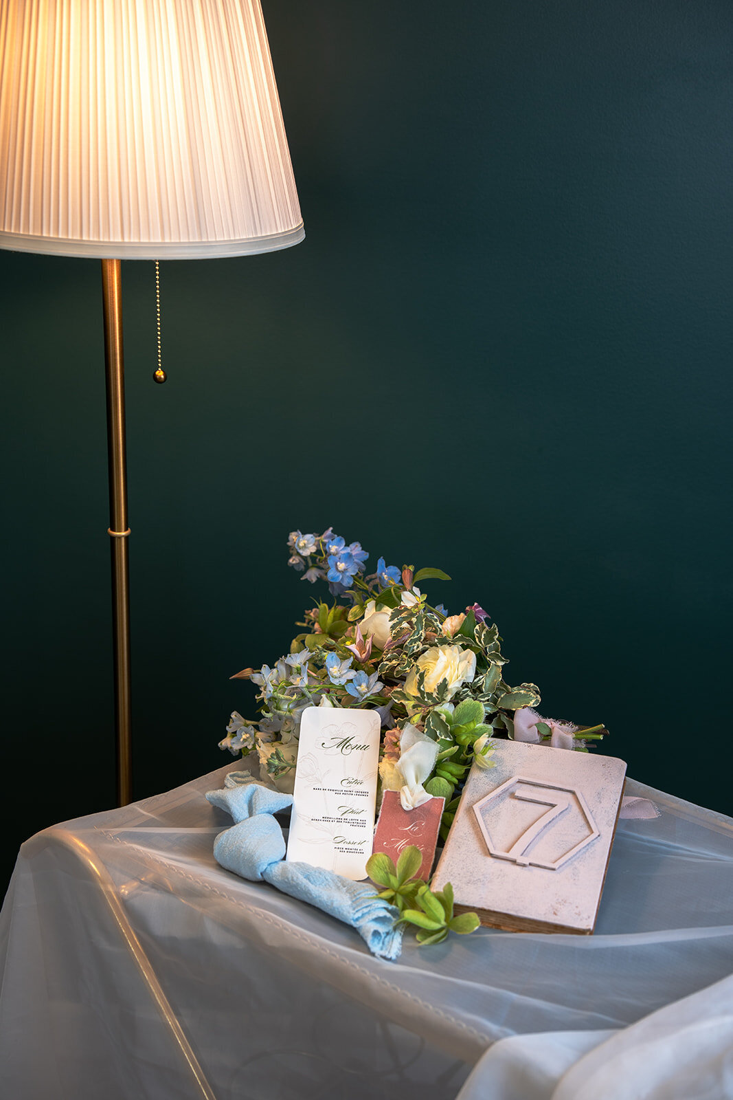 shooting-inspiration-aix-en-provence-fleurs-bleu-rose21