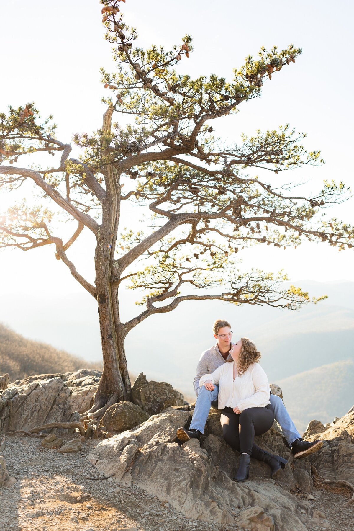 A+M_BlueRidge_EngagementPhotos_LeahReddingPhotography-37