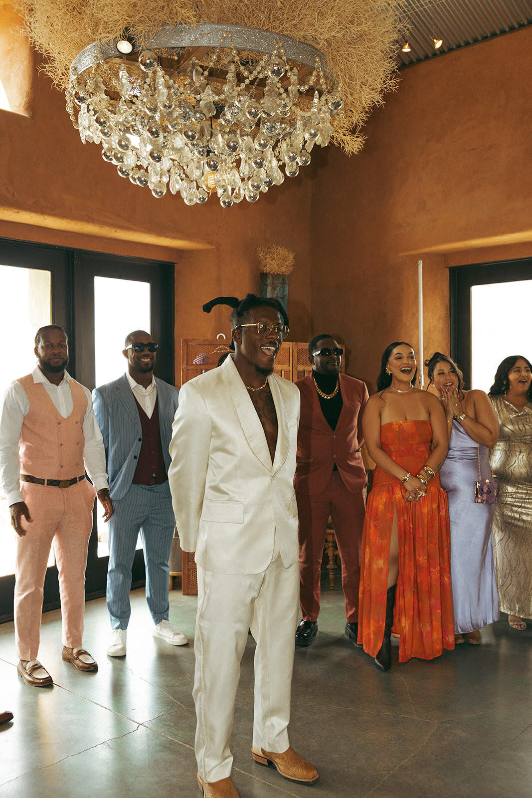 Faye-Fern-Creative-GoldenVibesPhoto-Sacred-Sands-Joshua-Tree-Wedding-Richie-James-Clara-Critchfield-First-Look-04