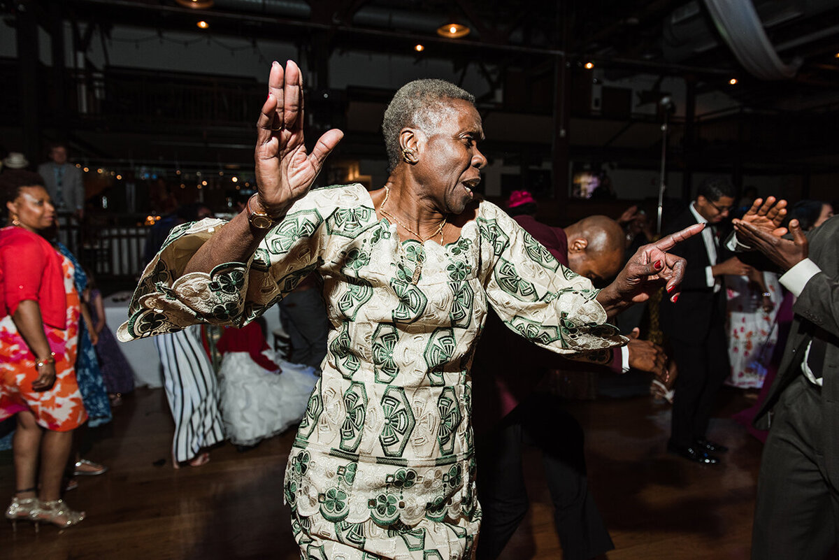 Iron-City-Birmingham-Wedding-Bang-Images (34)
