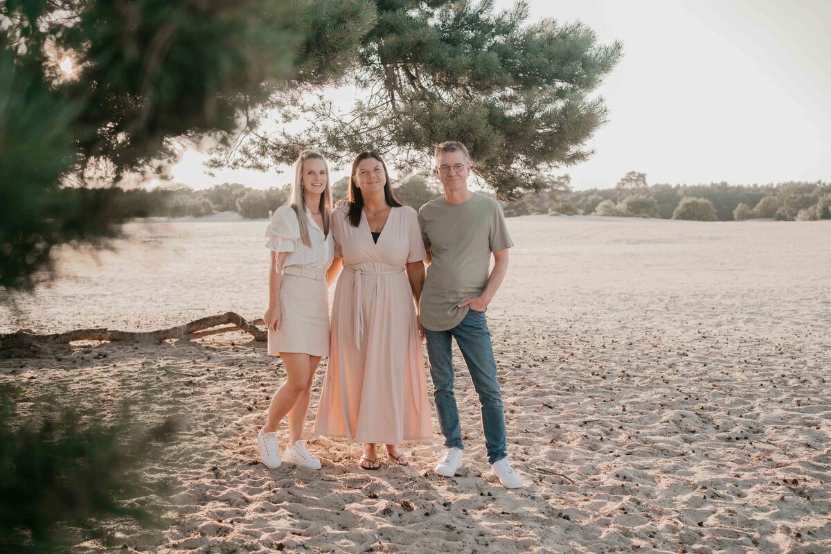 leukfotografie-gezinsshoot-soesterduinen-golden-hour-2