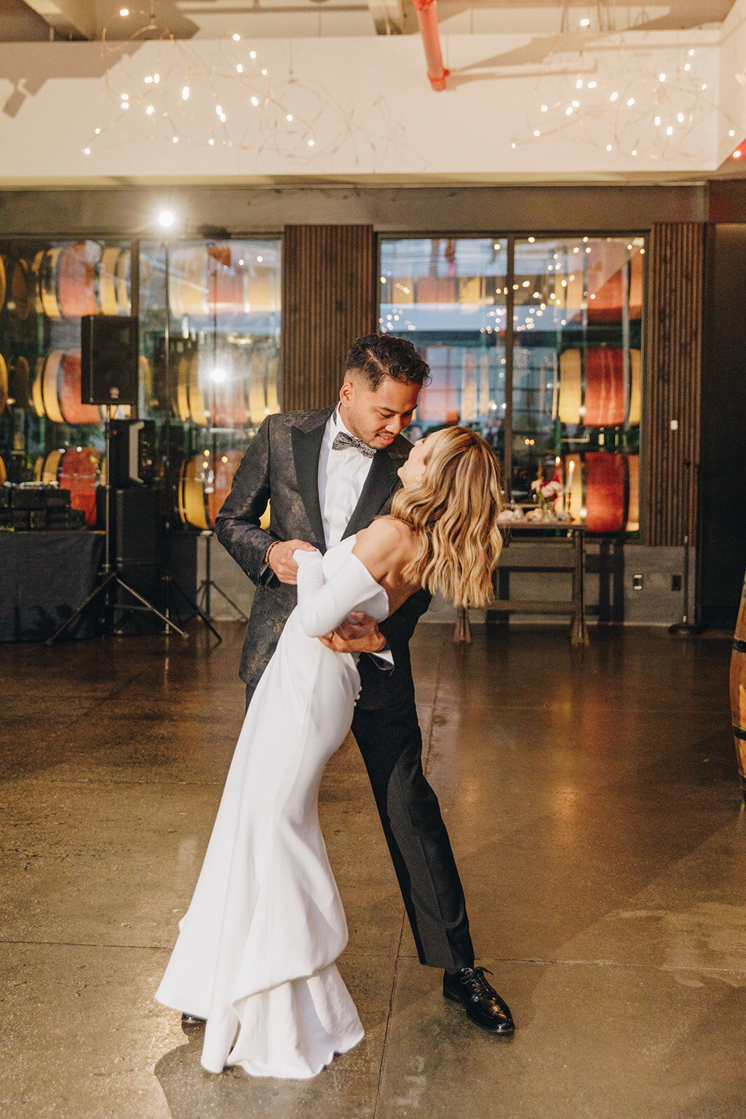 RV_Brooklyn_Winery_Wedding_Wild_Sound_Photography_1J6A7080