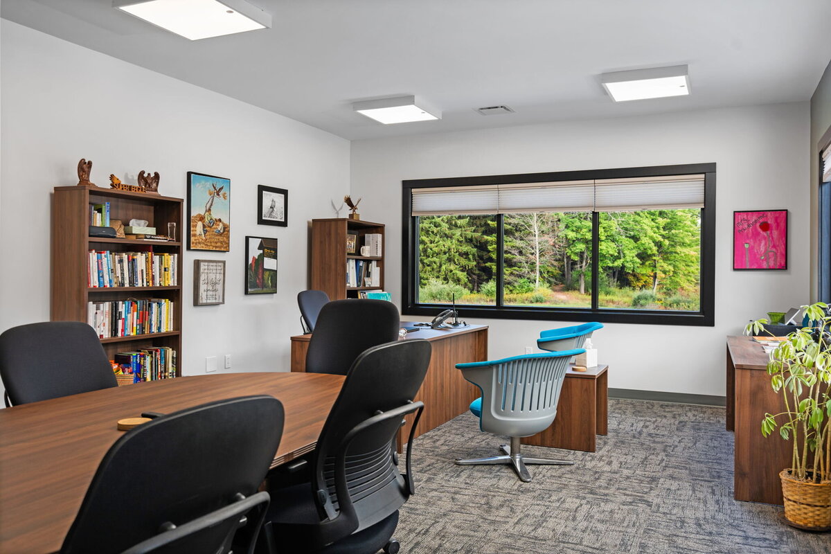 128-web-or-mls-JEL08997