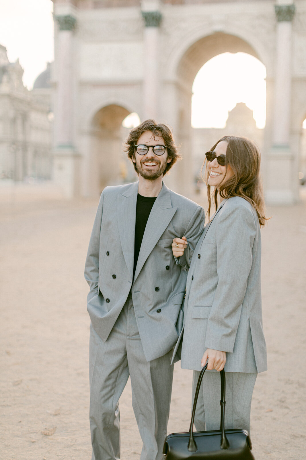 Engagement session Paris Louvres Tuileries Thomas Raboteur Luxury Wedding (40 sur 45)