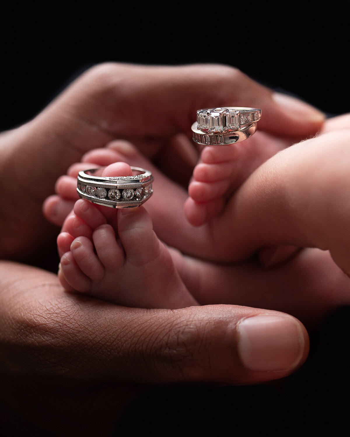 Detailed newborn twin photography by Laura King in Houston
