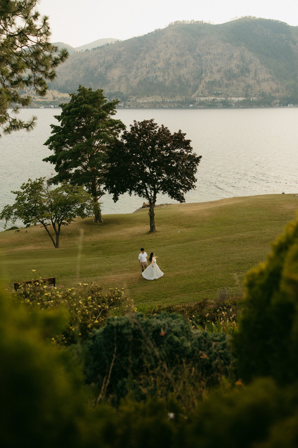 Engagement-Session-PNW-Gold-Creek-Pond-Washington-Couples-Photographer-Tessa-Marie-Collective