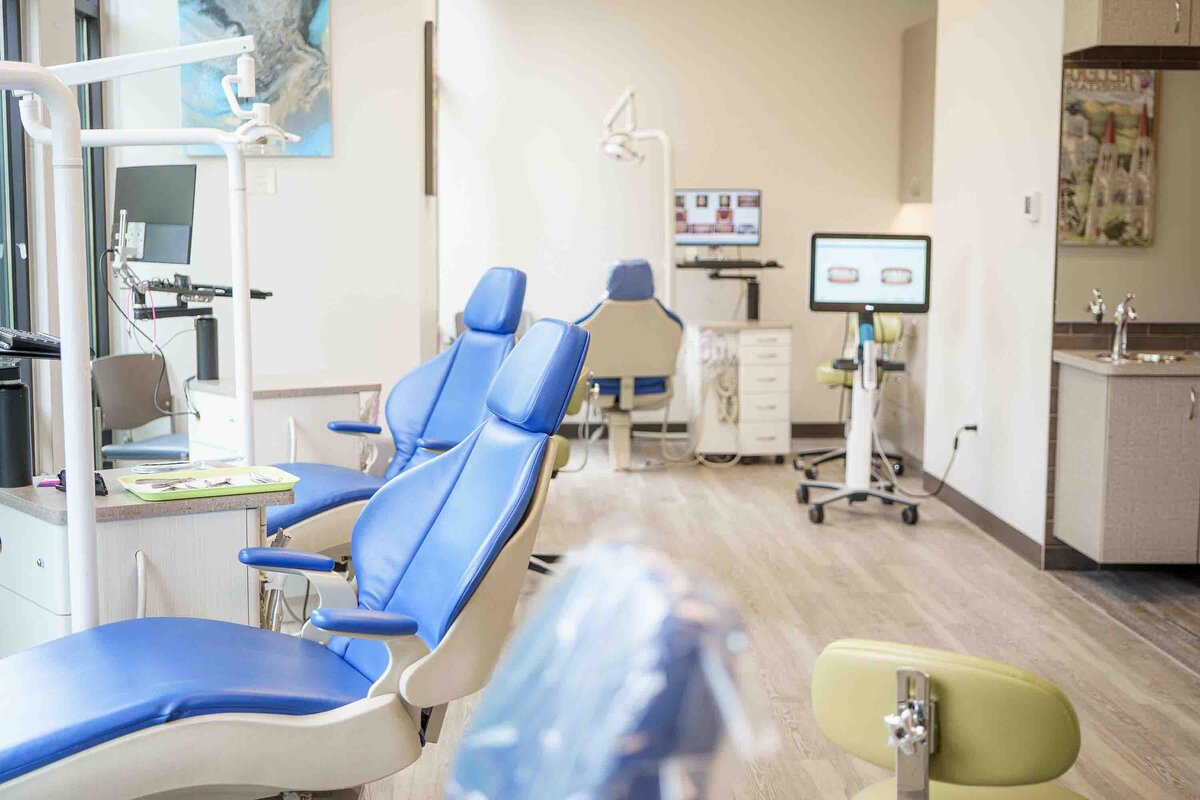 orthodontist office chairs