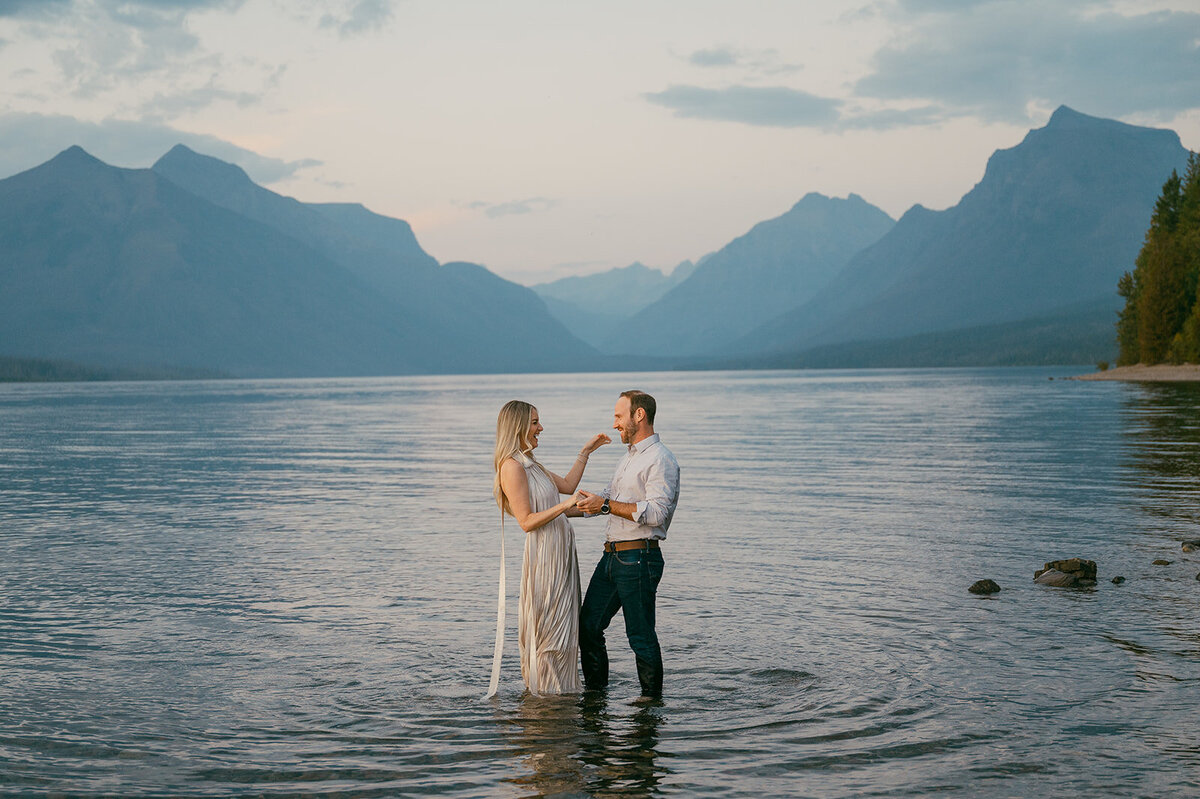 vintage-hollywood-glacier-national-park-elopement-presley-gray-photo1565