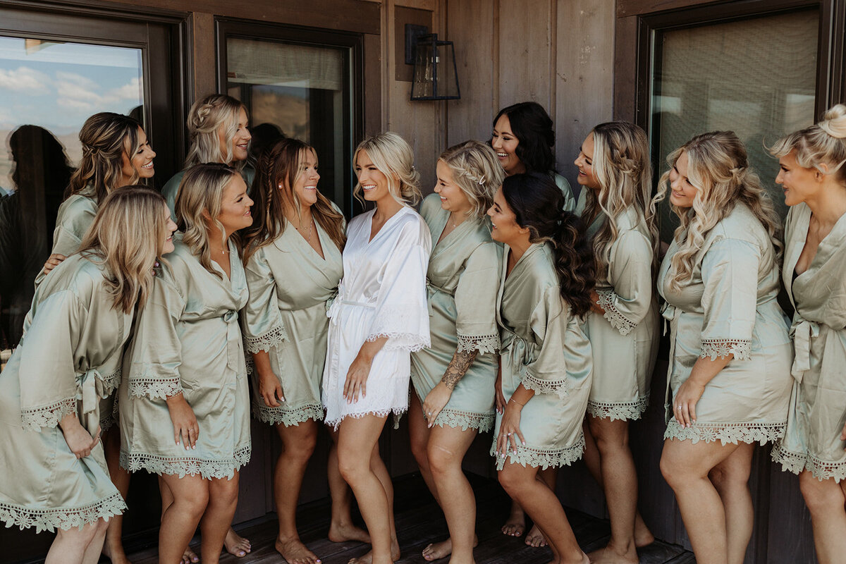 Hannah+Daniel_Lake_Chelan_Wedding-47