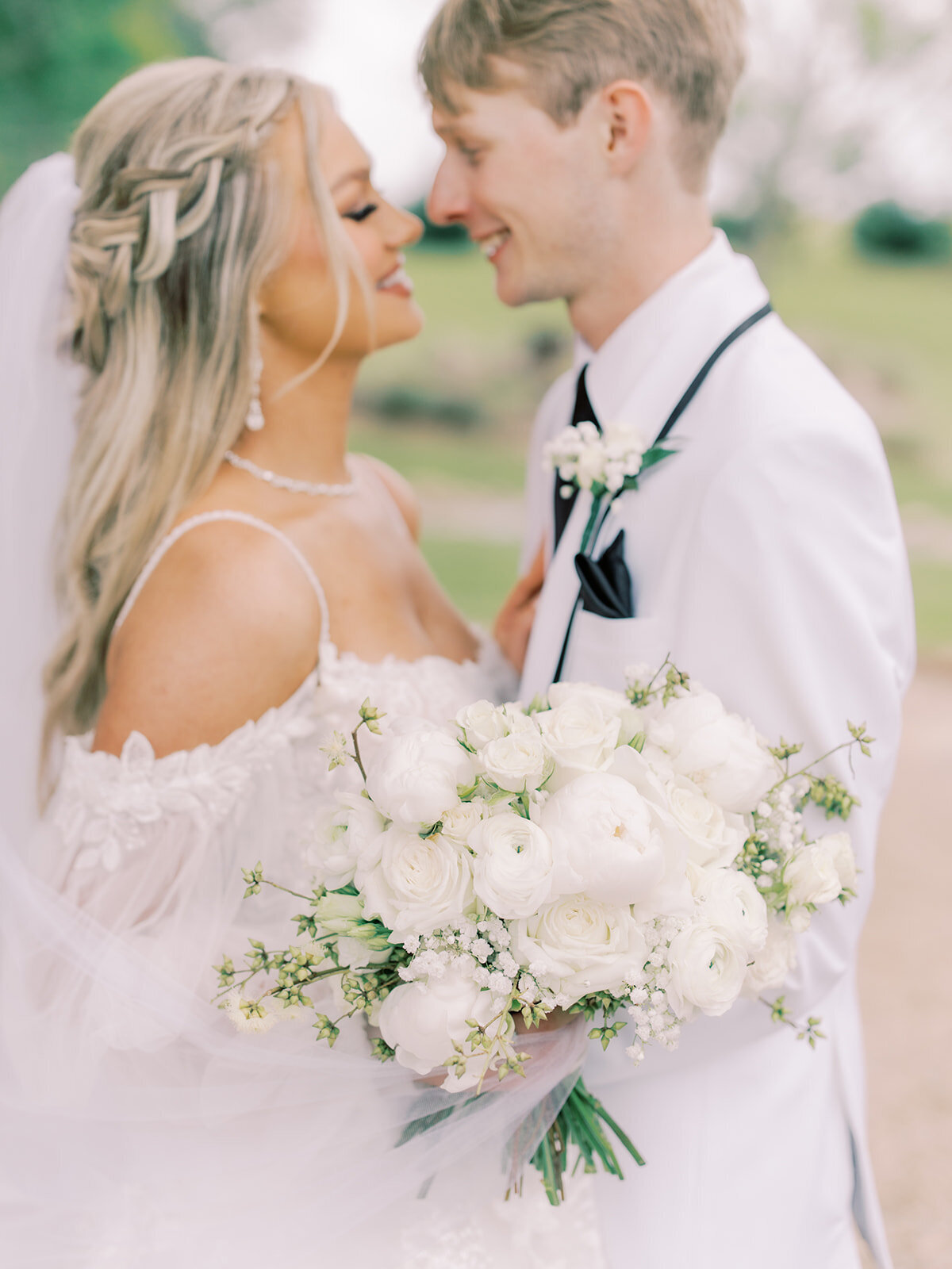 shea-gibson-mississippi-marriage-motherhood-photographer-thompson-wedding-268