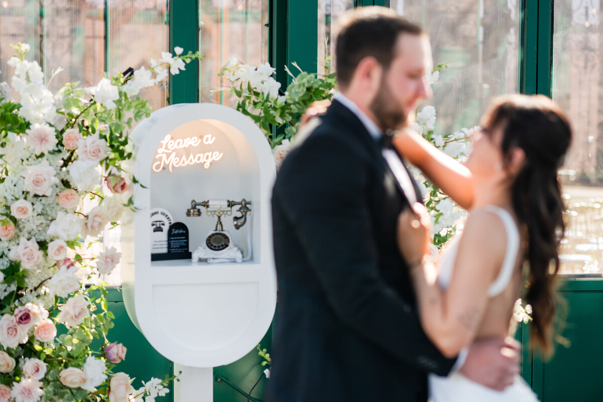 2025_PixelsandWood_JodieBrim_brideGroom-57