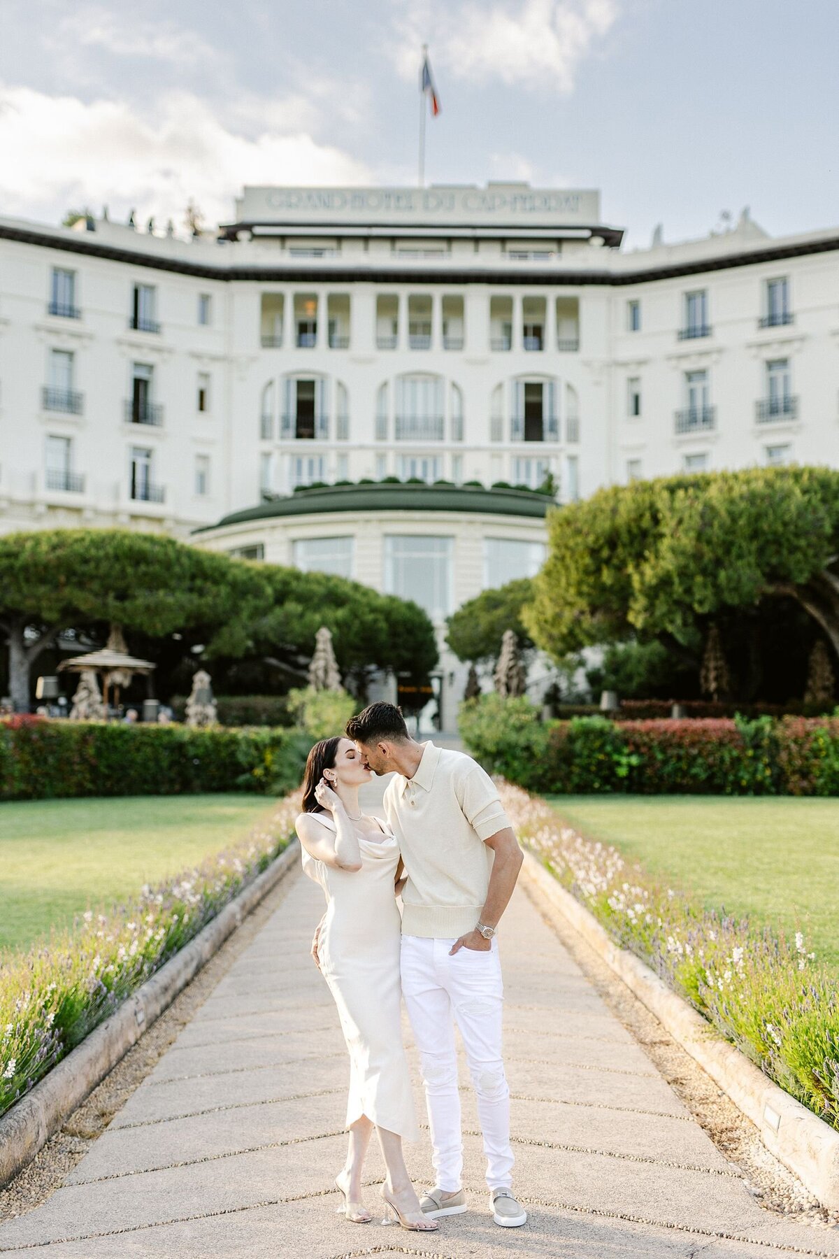 session-french-riviera-couple-photographer-engagement-session-3