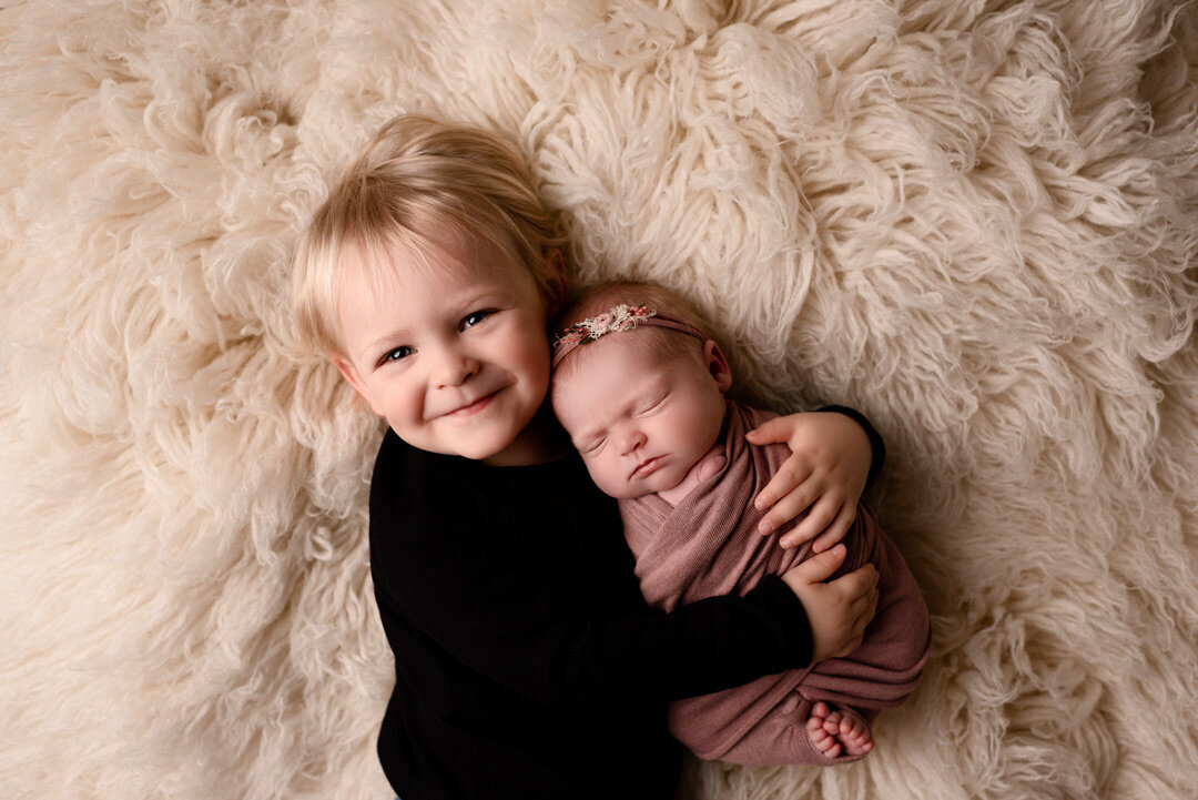 Newborn-Photography-Siblings-2-For-The-Love-Of-Photography