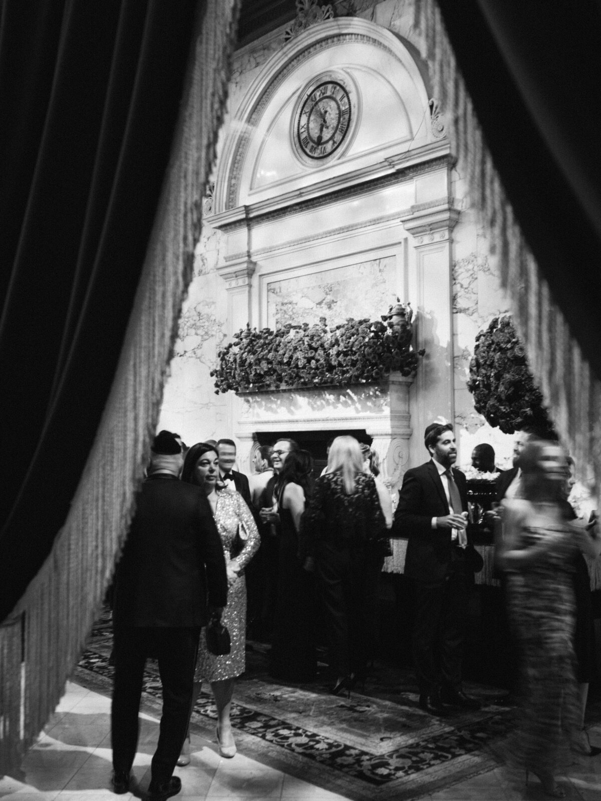 metropolitanclubwedding-normacohenproductions-newyorkluxurywedding-felixfeyginphotography-036