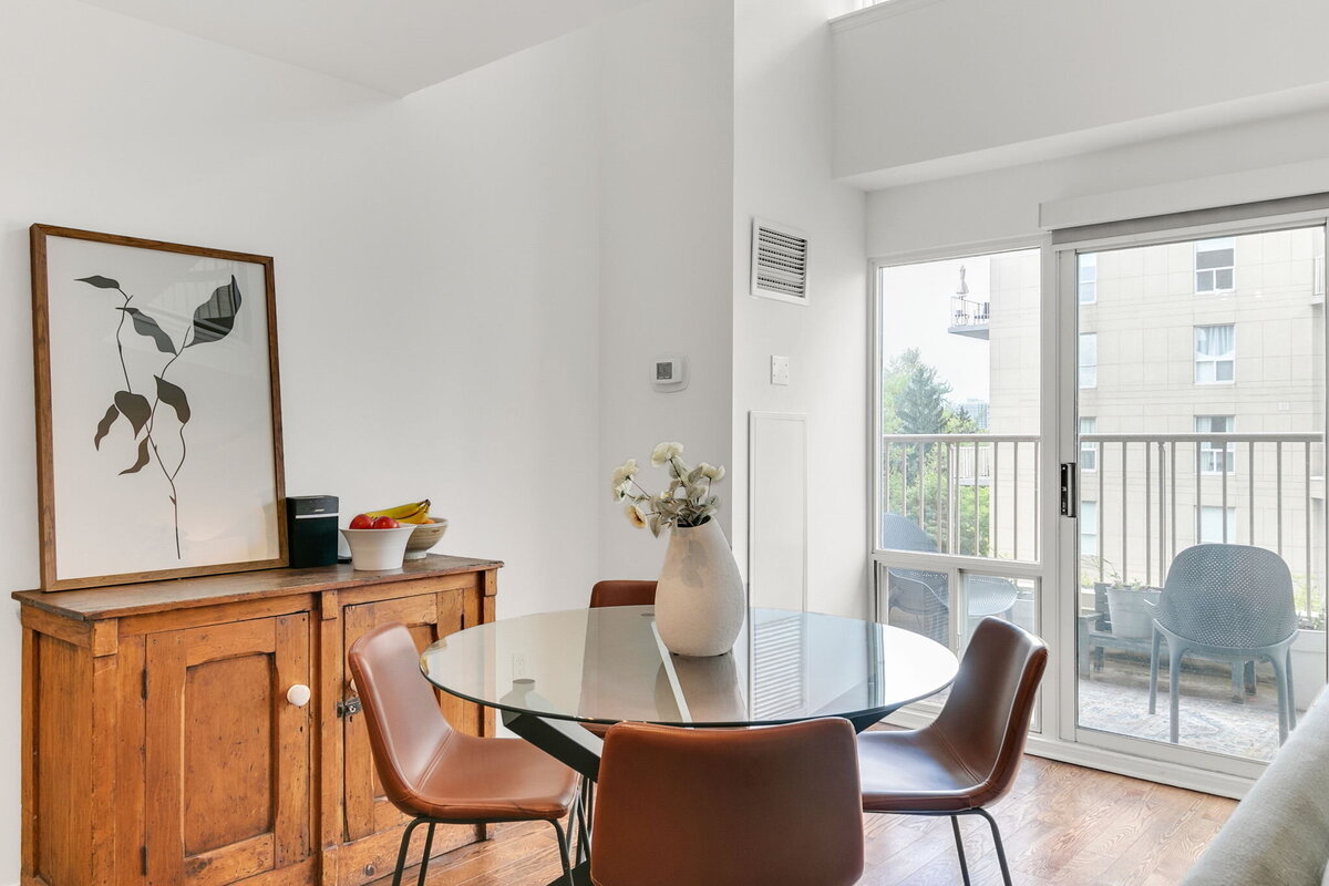15-web-or-mls-12_003_Dining Room