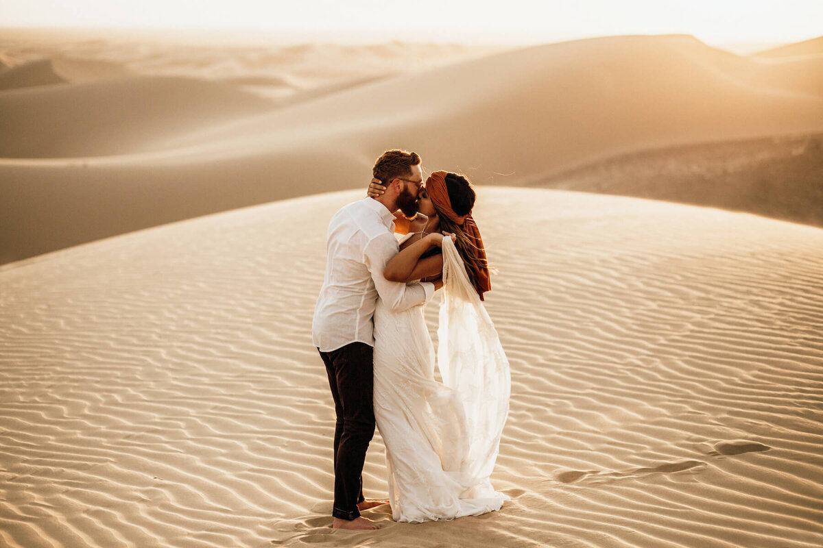 morocco-desert-elopement-wedding-photographer-01