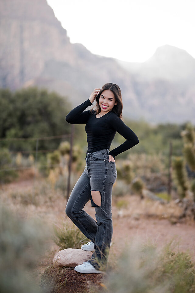 Las Vegas Senior Photographer | Heleyna Holmes Photography