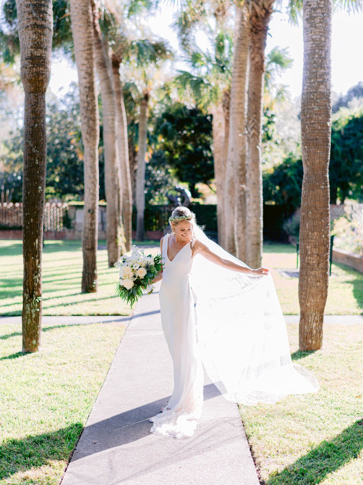 Wedding Photographers at Brookgreen Gardens - Wedding Venue Photo Ideas in South Carolina