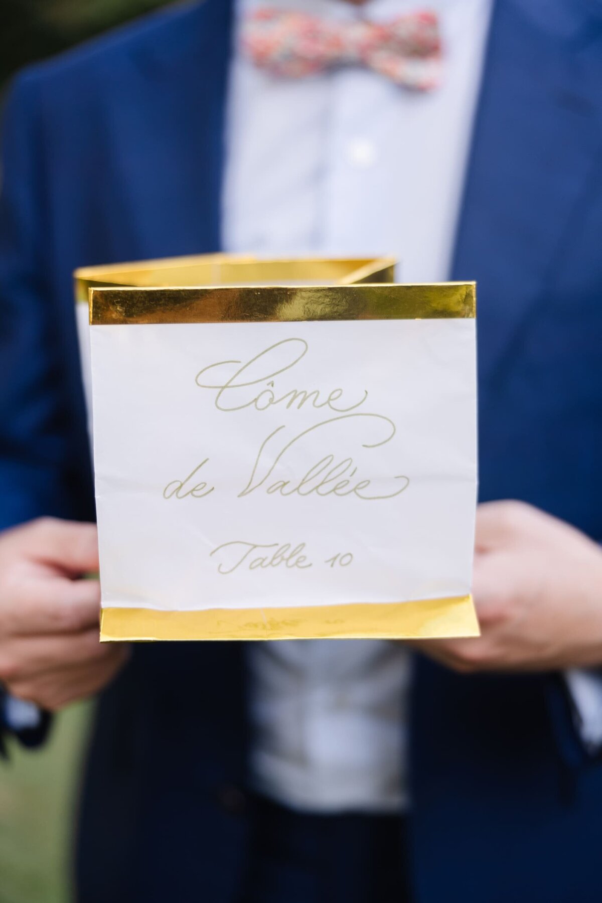 Calligraphy-escort-cards