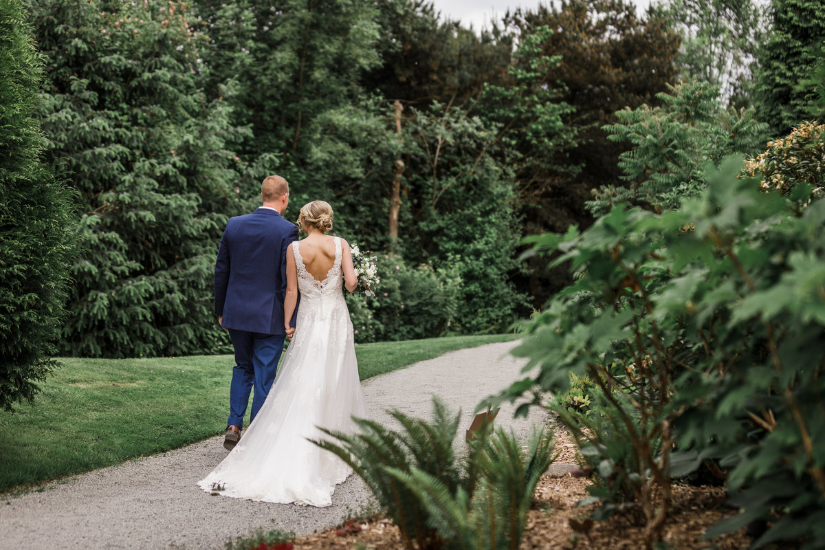 Woodinville-Wedding-Photographer-Willows-Lodge-77