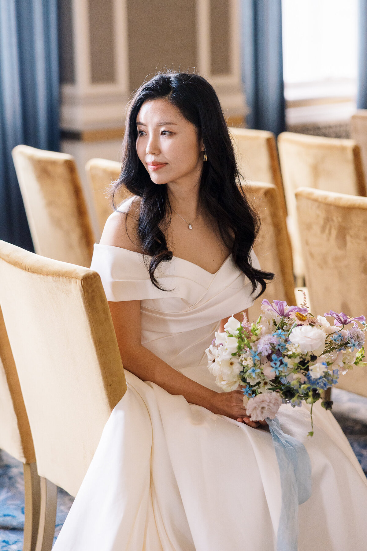 Wedding flower details Beacon Grand San Francisco luxury hotel venue florals
