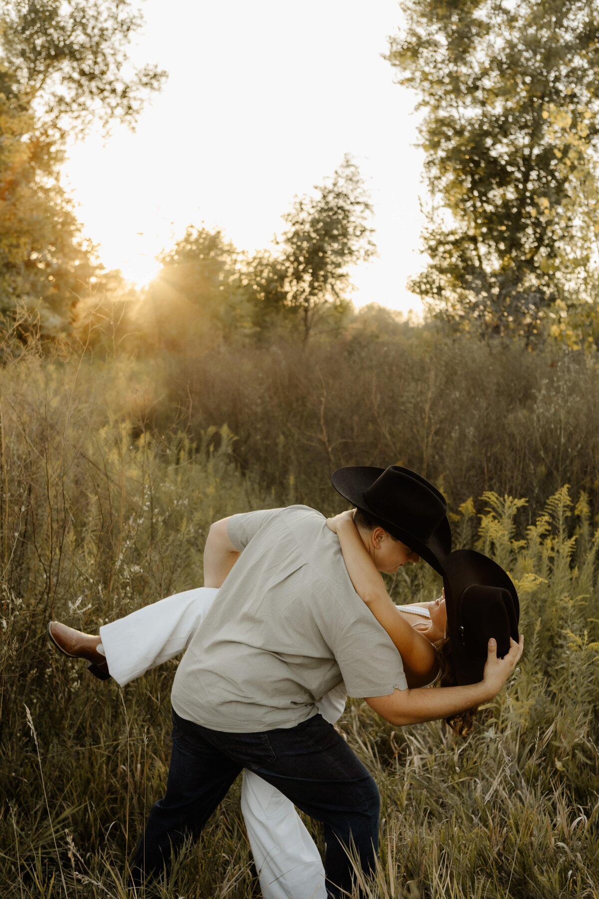 iowa-engagement-with-horses-23