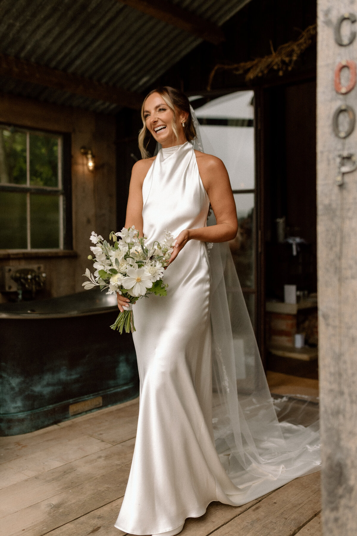 Jasmin&Ashley_OutbuildingsWedding_lauradeanphotography_dorsetweddingphotographer-15