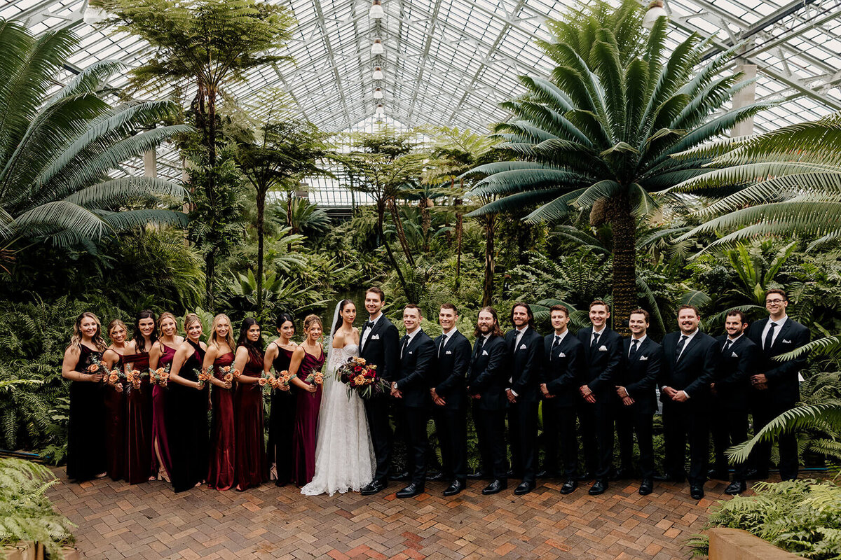 wilman-botanical-gardens-downtown-chicago-wedding-modern-005