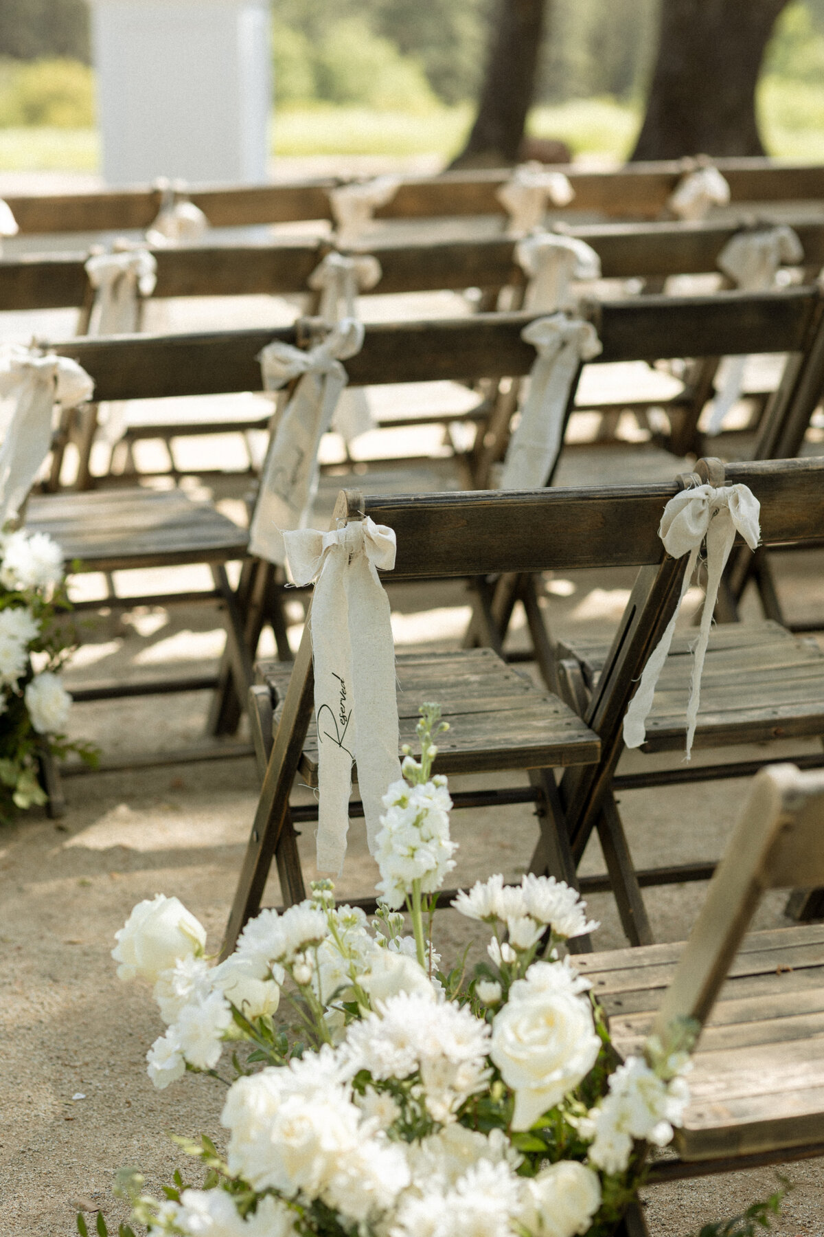 reserved-bows-on-ceremony-chairs