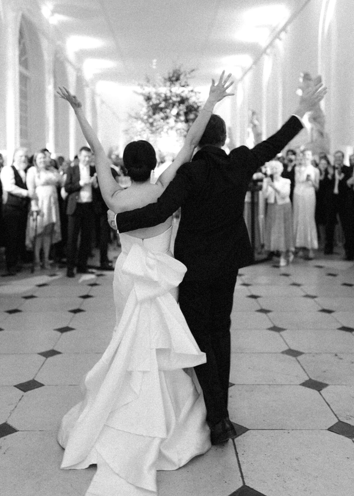 Anna-Vish-Wedding-Kew-Gardens-Chloe-Lowe-Photography-725