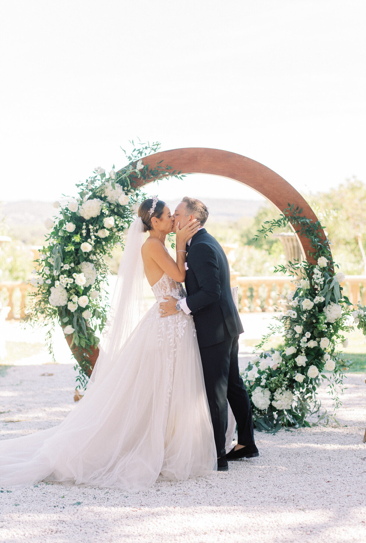 Maïlys Fortune Photography Husband Wife Wedding Weddings Photography France Switzerland Italy Timeless Dreamy Imagery Bilingual French English Destination Weddings Destination Wedding Provence French Riviera Paris Lake Como Tuscany74
