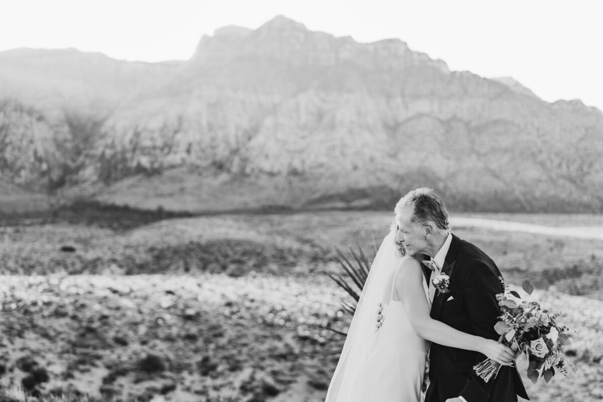destination micro wedding photographer77