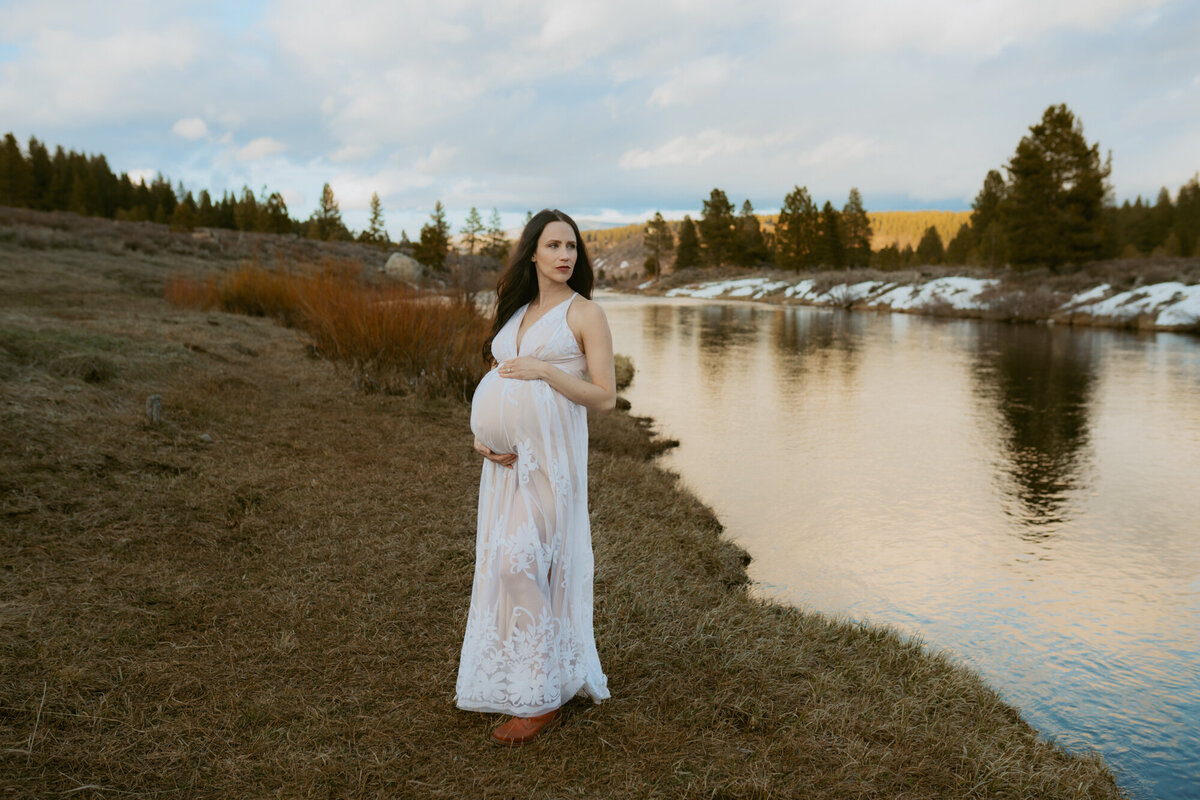Lake Tahoe-Maternity-Photographer-18