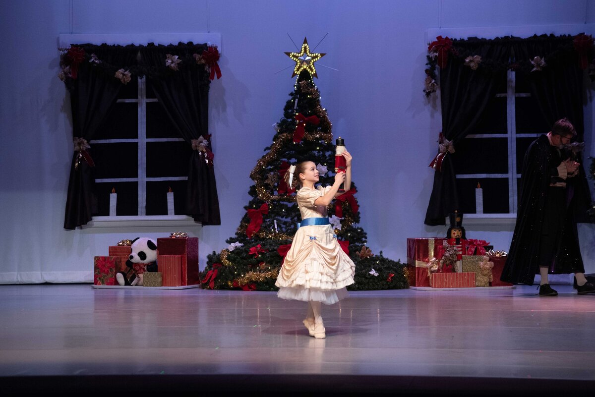 chesapeake ballet company clara nutcracker