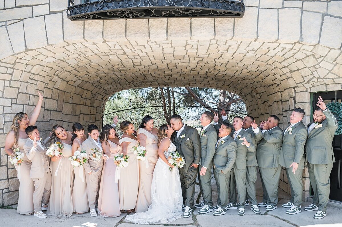 Chateau-Noland-Wedding-Photographer-Castle-Wedding-San-Luis-Obisbo-Paso-Robles-Santa-Barbara-77