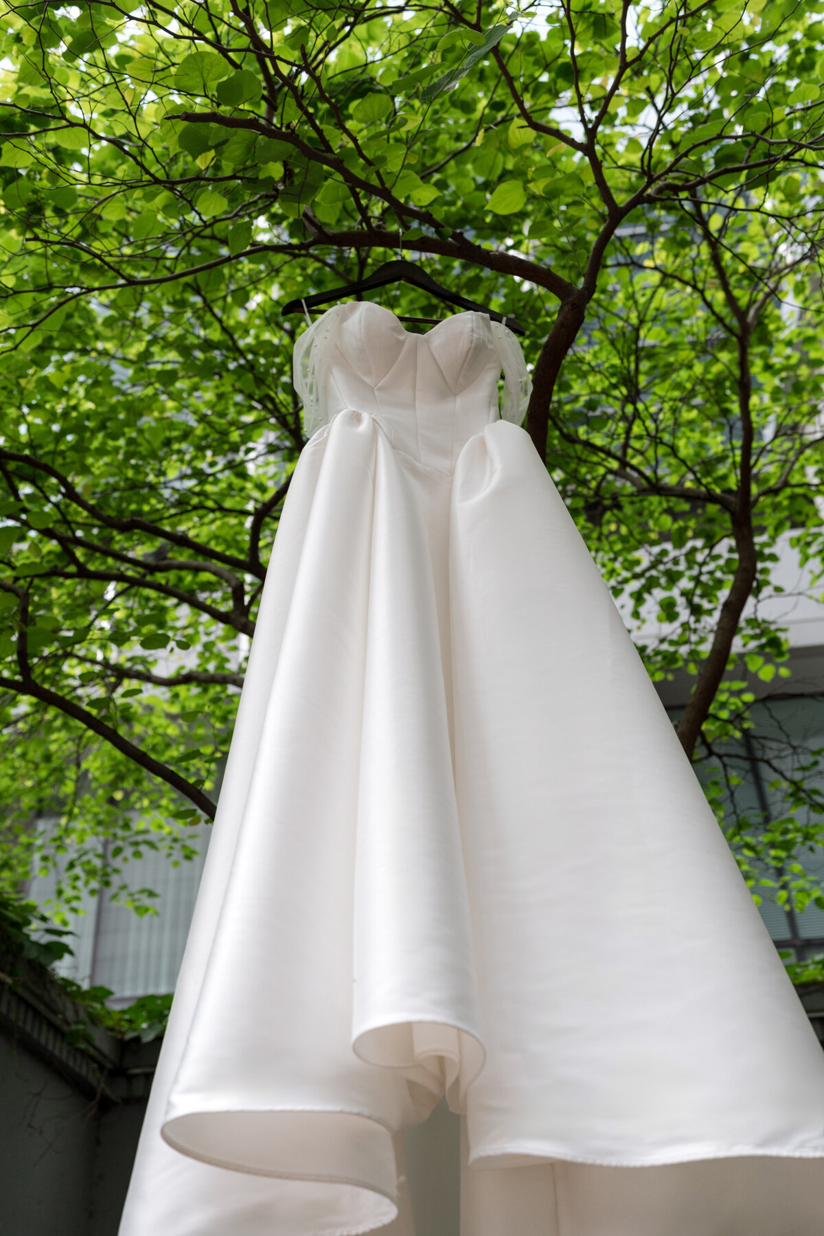 Berlez-Chicago-Wedding-Photographer-Great-Events-Epic-Events-Rockwell-on-the-River-Entertaining-Company-Jewish-Wedding-Editorial-5