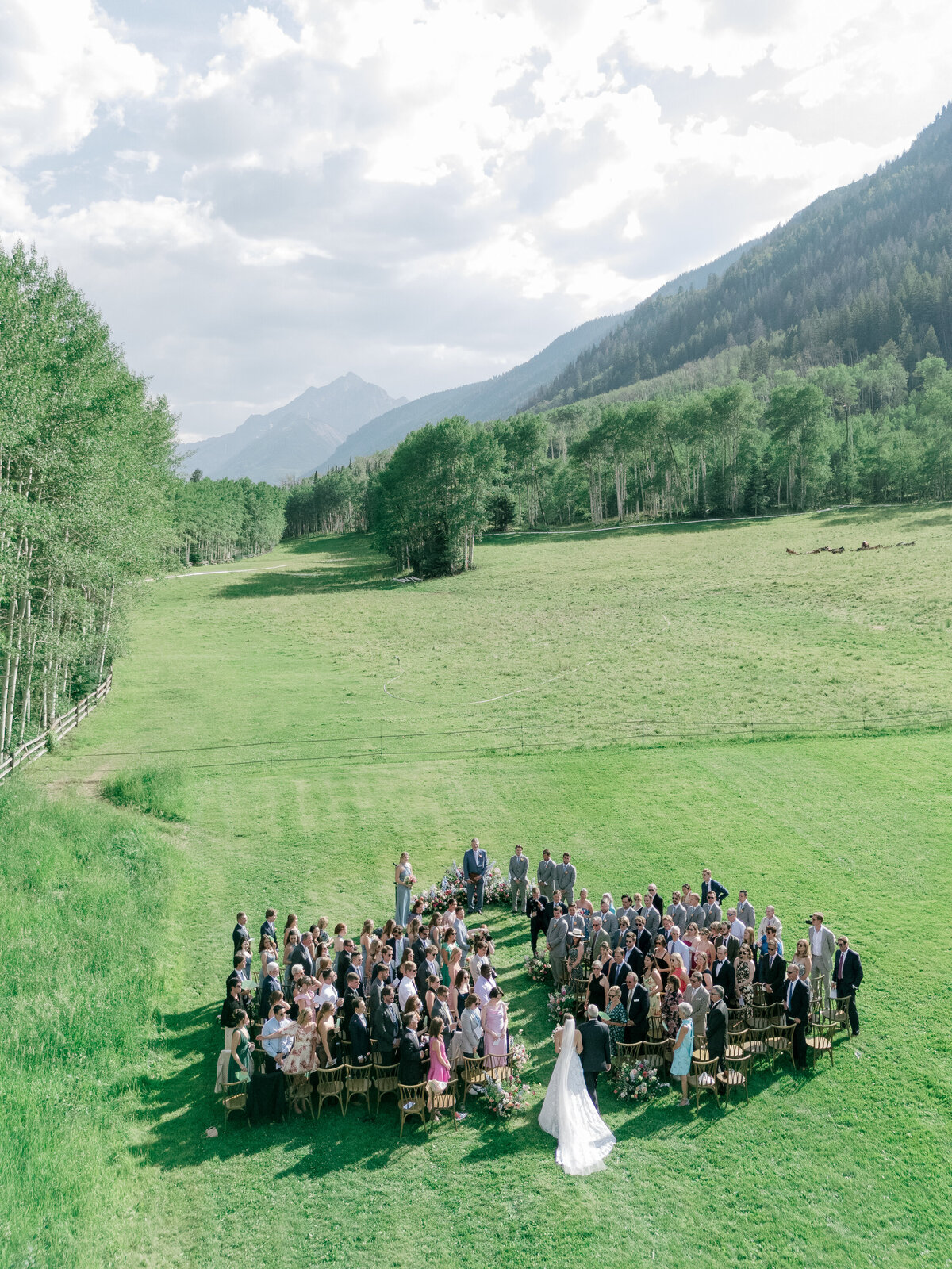 Colorado-wedding-planner-T-Lazy-7-Aspen-wedding-Calluna-Events